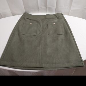 Loft skirt NWT